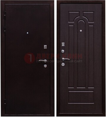 Черная стальная дверь с порошковым покрытием ДП-35 в Казани